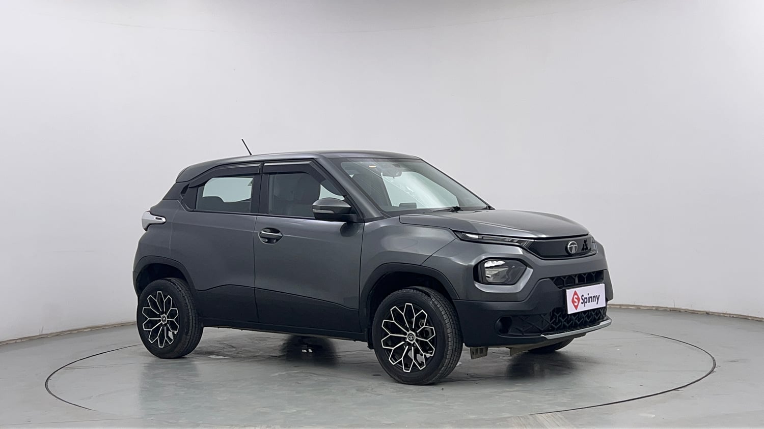 Used 2024 Tata Punch Adventure Rhythm Petrol Manual exterior RIGHT FRONT CORNER VIEW