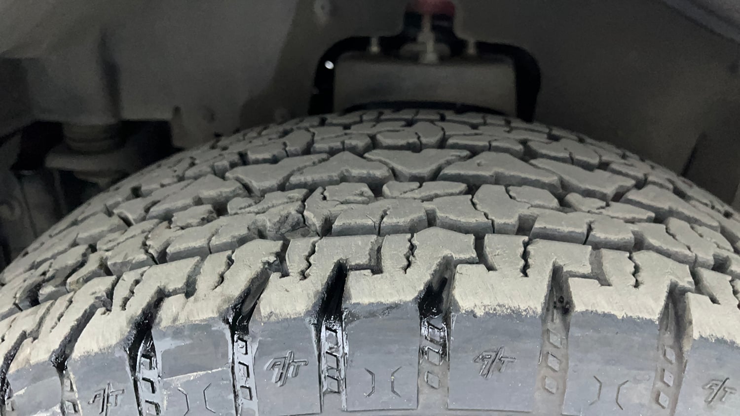 Used 2023 Mahindra Thar LX Hard Top Petrol MT 4WD Petrol Manual tyres LEFT FRONT TYRE TREAD VIEW