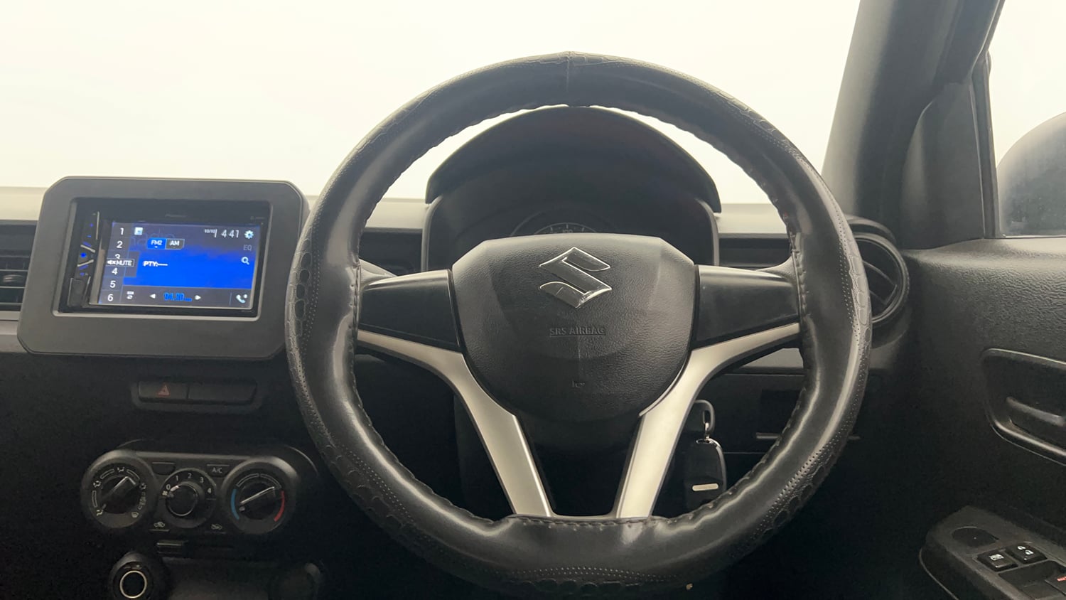 Used 2022 Maruti Suzuki Ignis Sigma 1.2 MT Petrol Manual interior STEERING VIEW