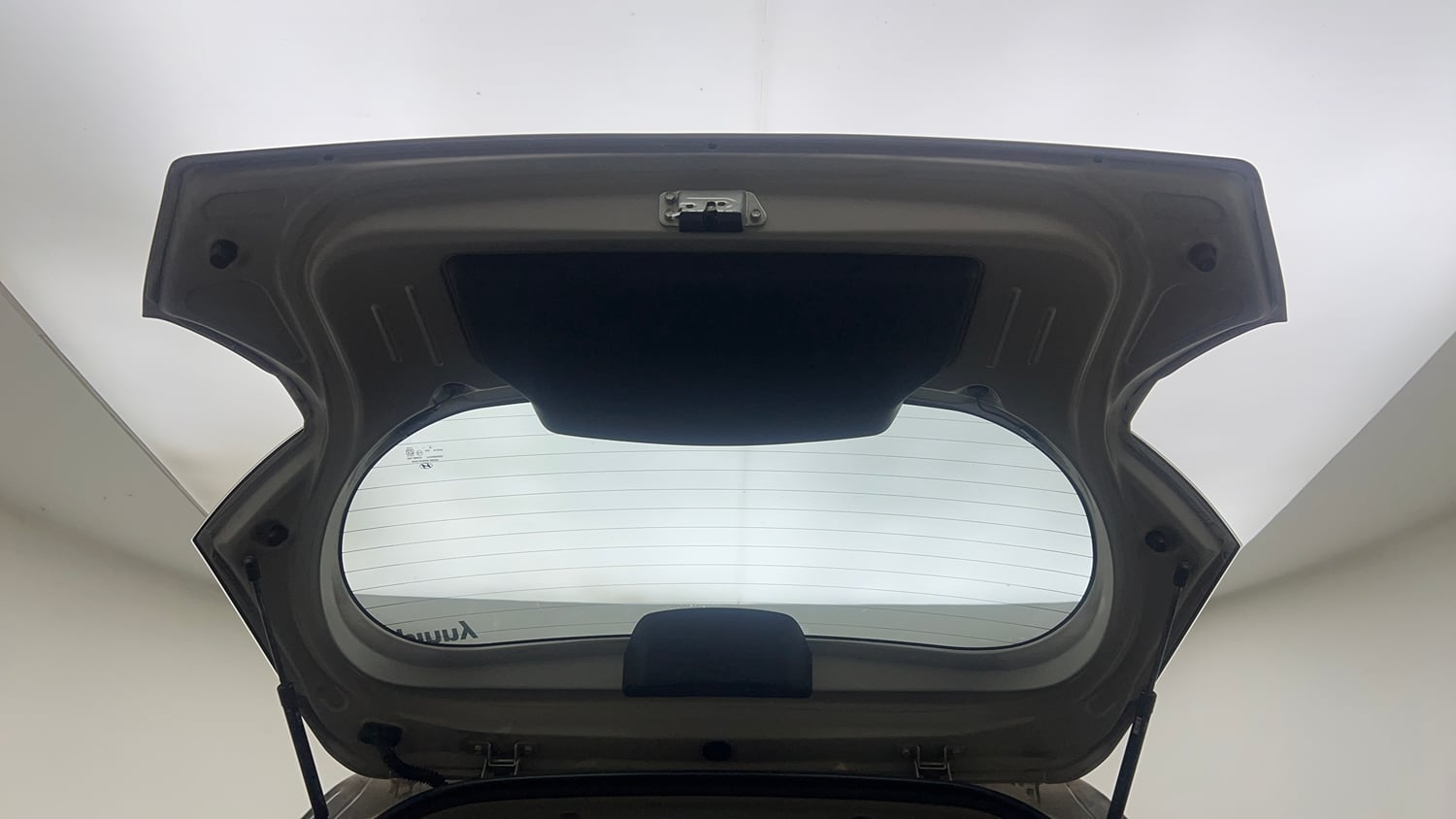 Used 2019 Hyundai Santro Sportz AMT Petrol Automatic interior DICKY DOOR OPEN VIEW