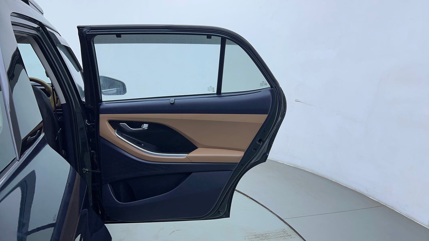 Used 2024 Hyundai Alcazar Executive 1.5 Petrol MT 7STR Petrol Manual interior RIGHT REAR DOOR OPEN VIEW