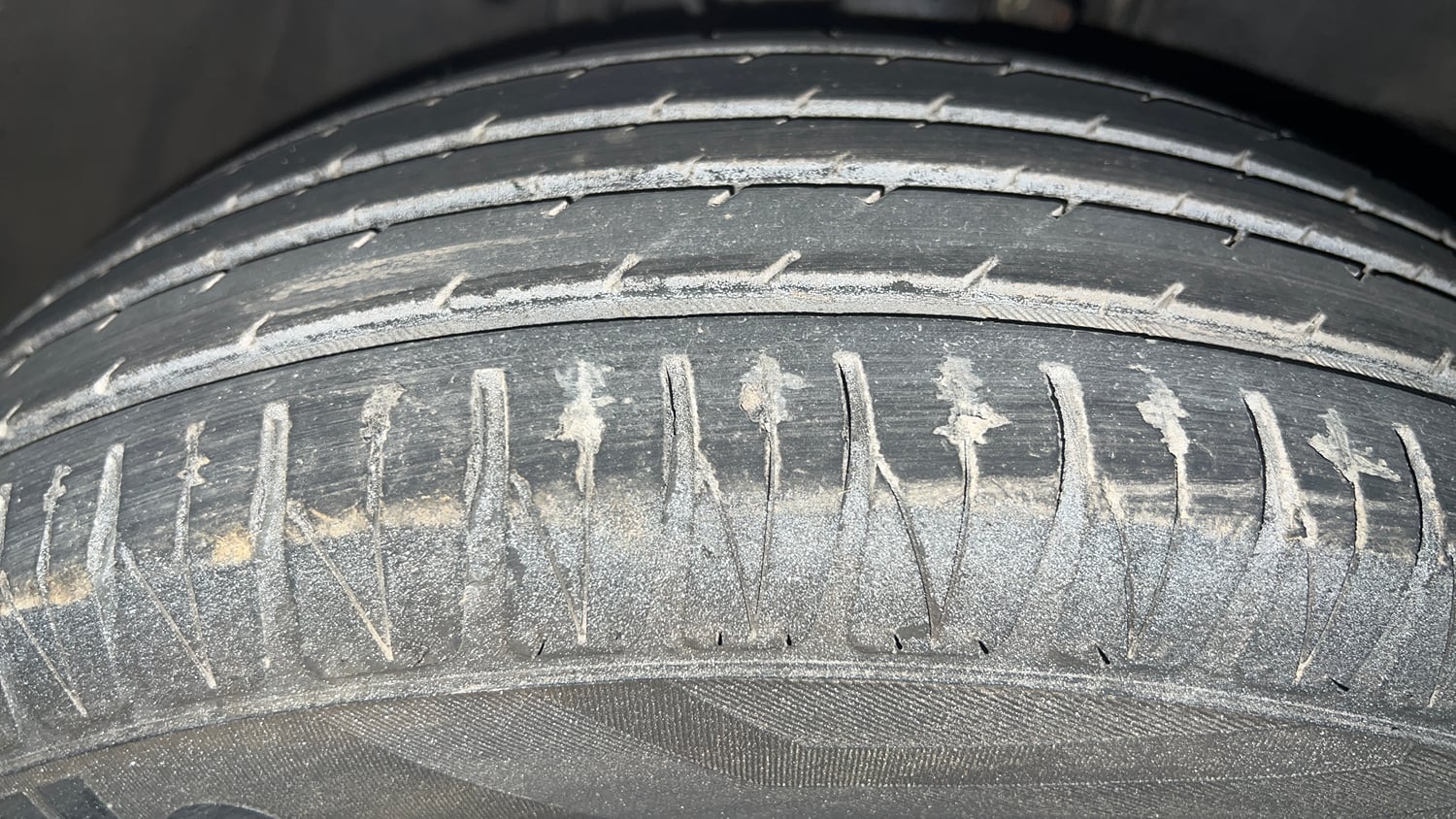 Used 2014 Honda City VX CVT Petrol Automatic tyres RIGHT FRONT TYRE TREAD VIEW