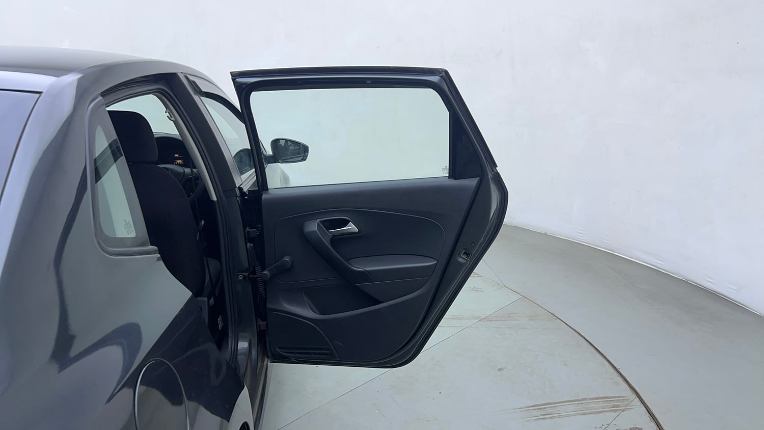 Used 2017 Volkswagen Ameo Trendline 1.2L (P) Petrol Manual interior RIGHT REAR DOOR OPEN VIEW