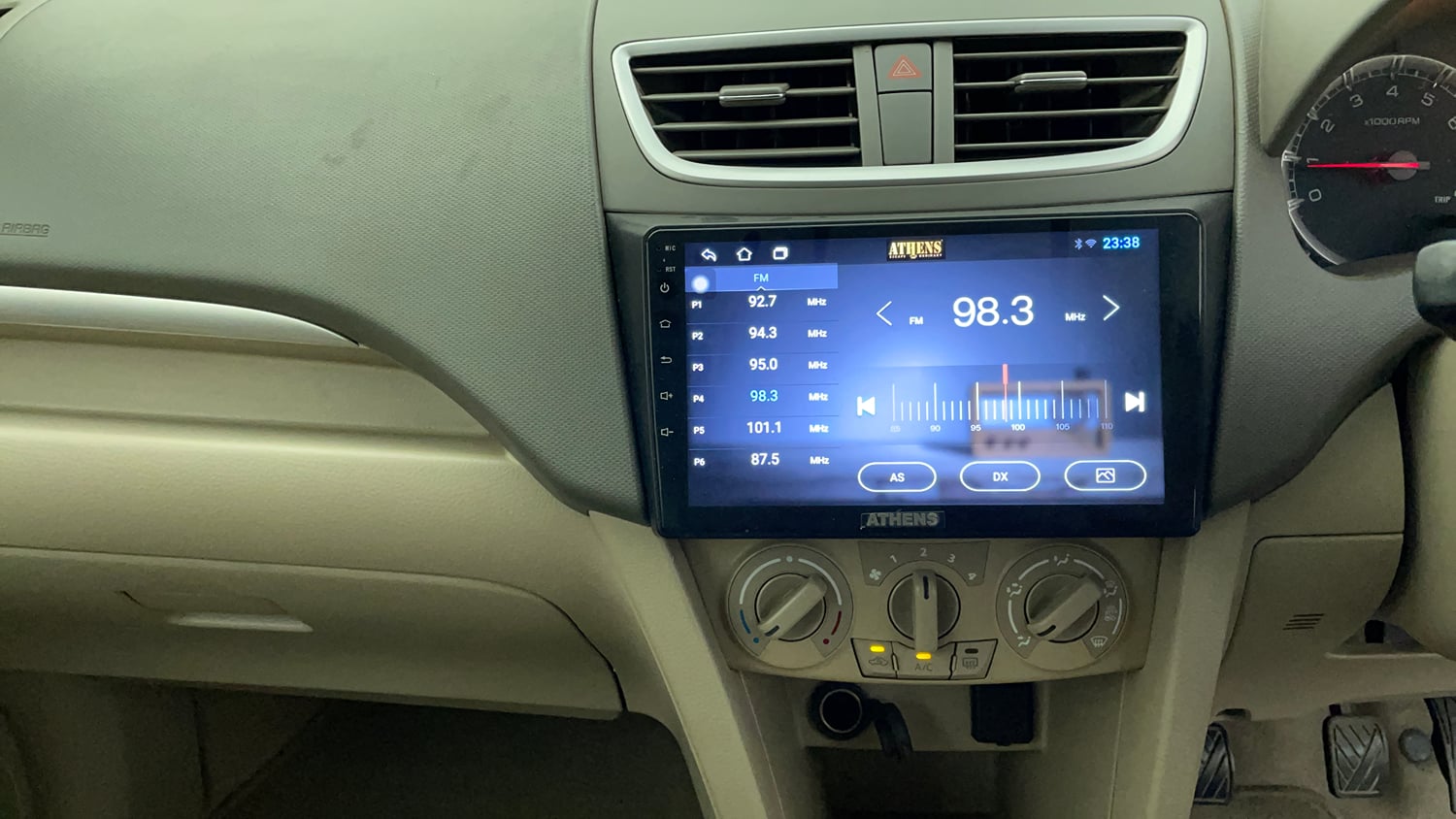 Used 2013 Maruti Suzuki Ertiga ZXi Petrol Manual interior MUSIC SYSTEM & AC CONTROL VIEW