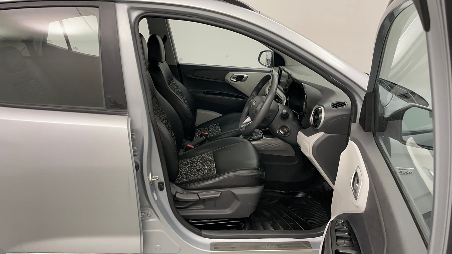 Used 2022 Hyundai Grand i10 Nios Sportz AMT 1.2 Kappa VTVT Petrol Automatic interior RIGHT SIDE FRONT DOOR CABIN VIEW