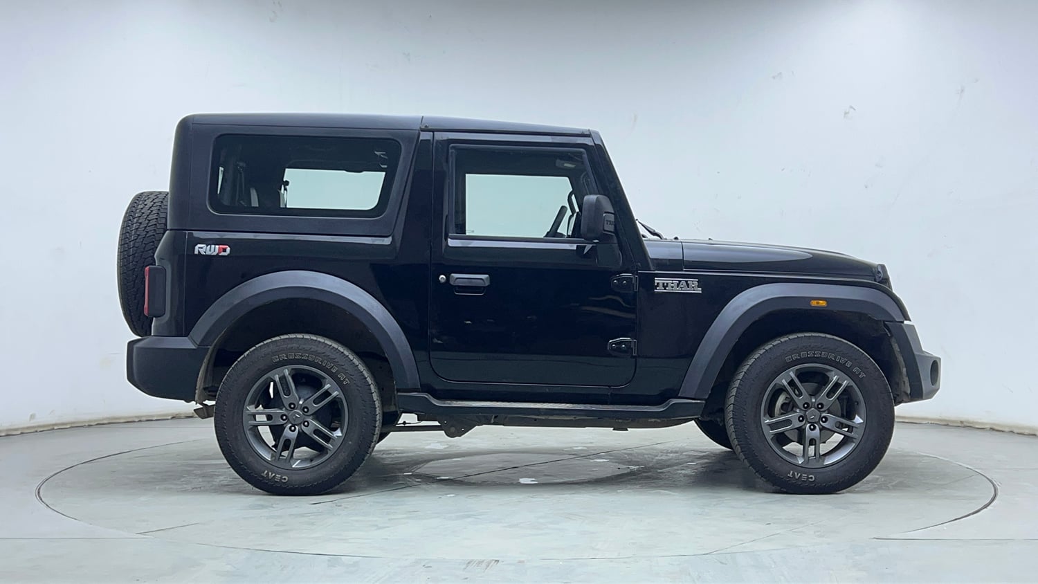 Used 2026 mahindra Thar LXT 1.5 Diesel MT 2WD Diesel Manual exterior RIGHT SIDE VIEW