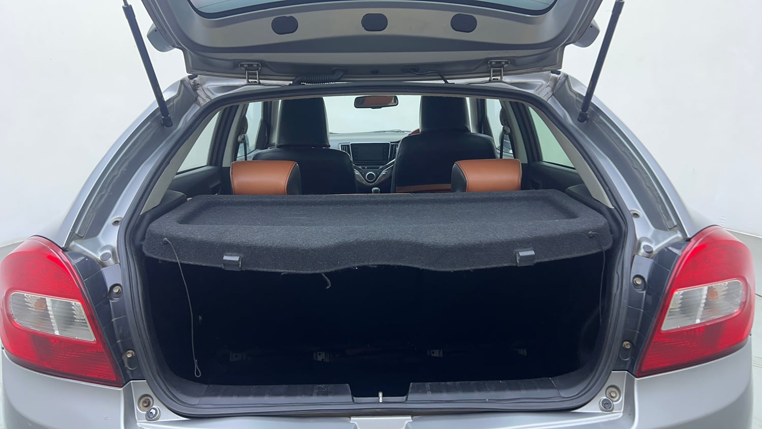 Used 2020 Maruti Suzuki Baleno Zeta Automatic Petrol Automatic interior DICKY INSIDE VIEW
