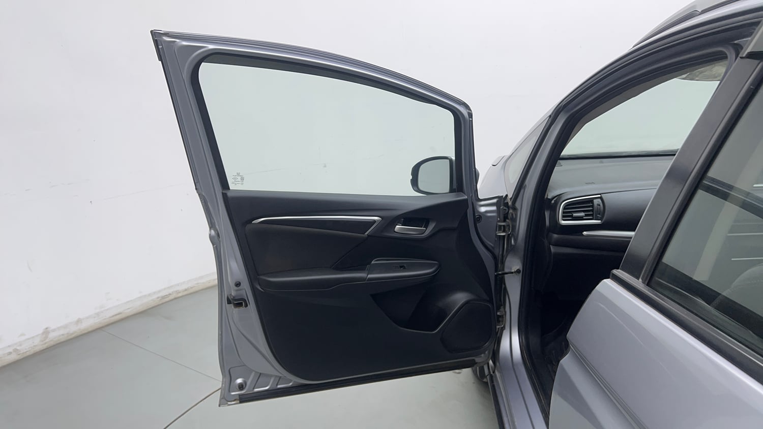 Used 2022 Honda WR-V VX MT Petrol Petrol Manual interior LEFT FRONT DOOR OPEN VIEW