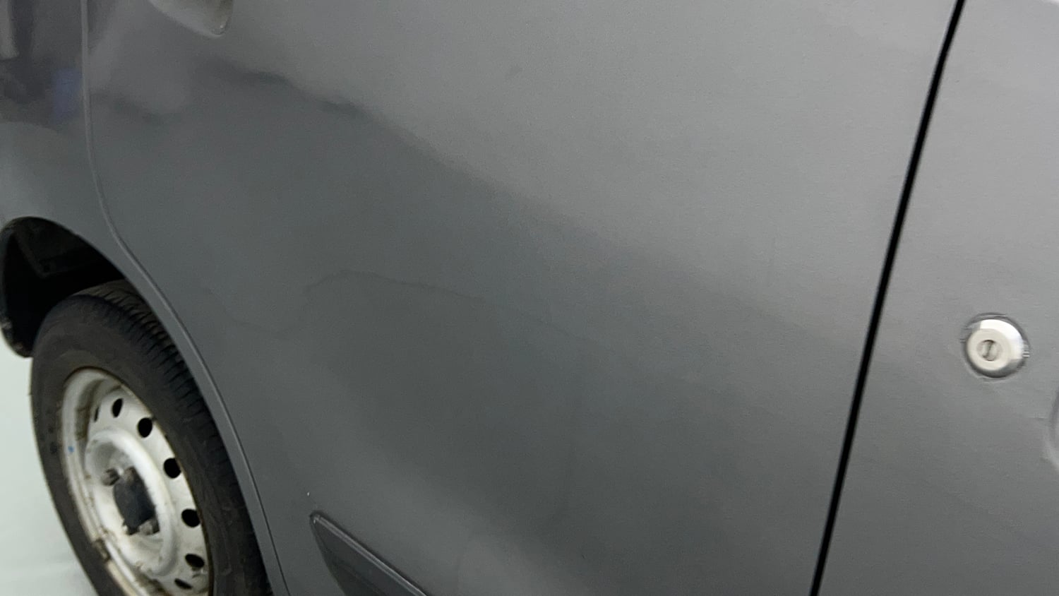 Used 2014 Maruti Suzuki Wagon R LXI Petrol Manual dents MINOR DENT