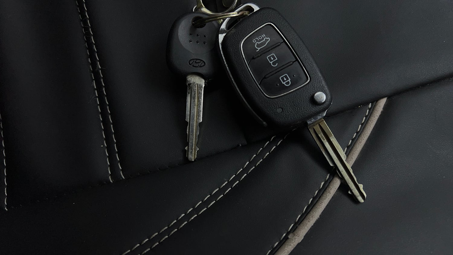 Used 2019 Hyundai Elite i20 Magna Plus 1.2 Petrol Manual extra CAR KEY VIEW