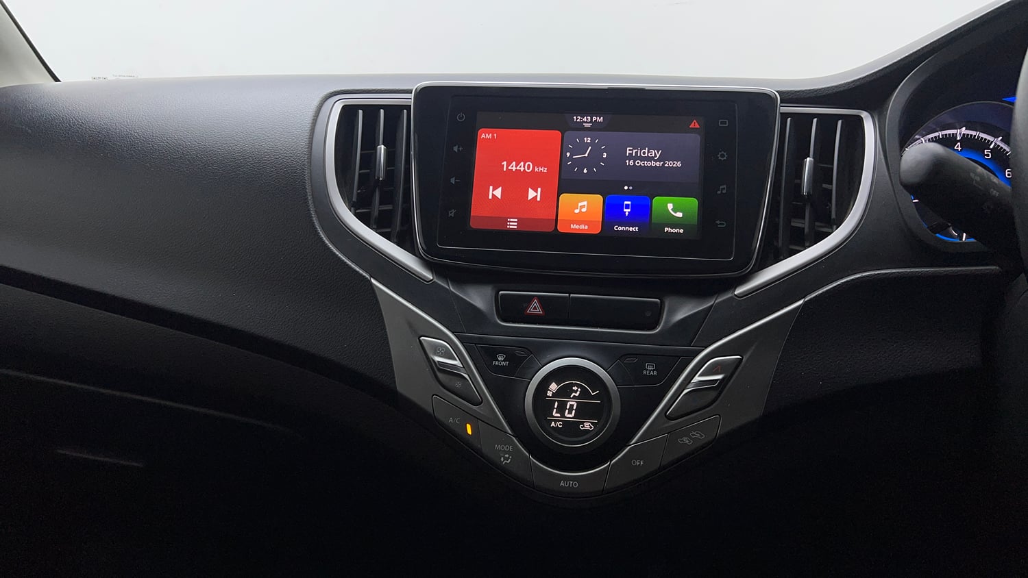 Used 2020 Maruti Suzuki Baleno Zeta Petrol Manual interior MUSIC SYSTEM & AC CONTROL VIEW