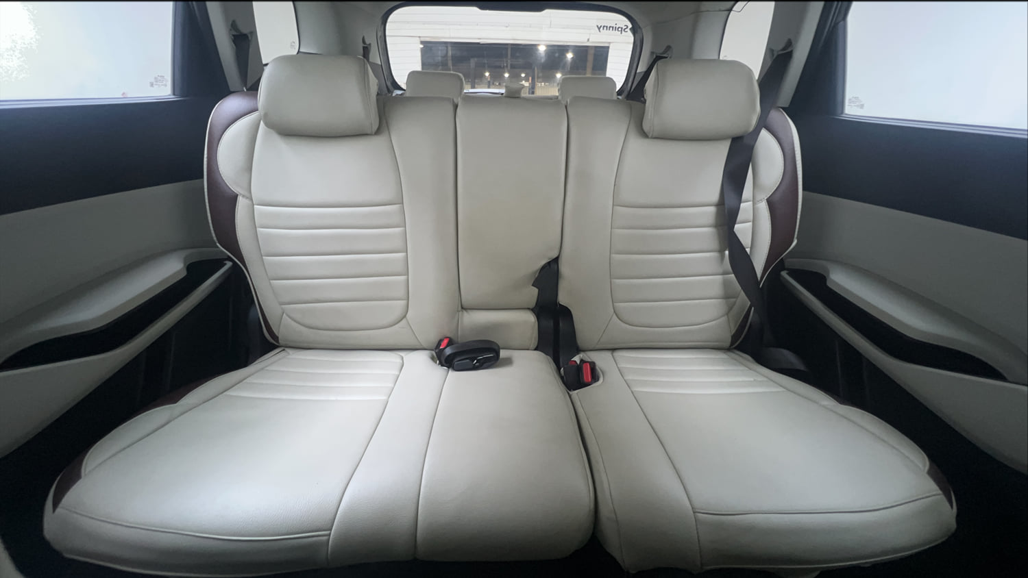 Used 2022 Kia Carens Prestige Plus 1.4 Petrol MT 7 STR Petrol Manual interior REAR SEAT CONDITION VIEW