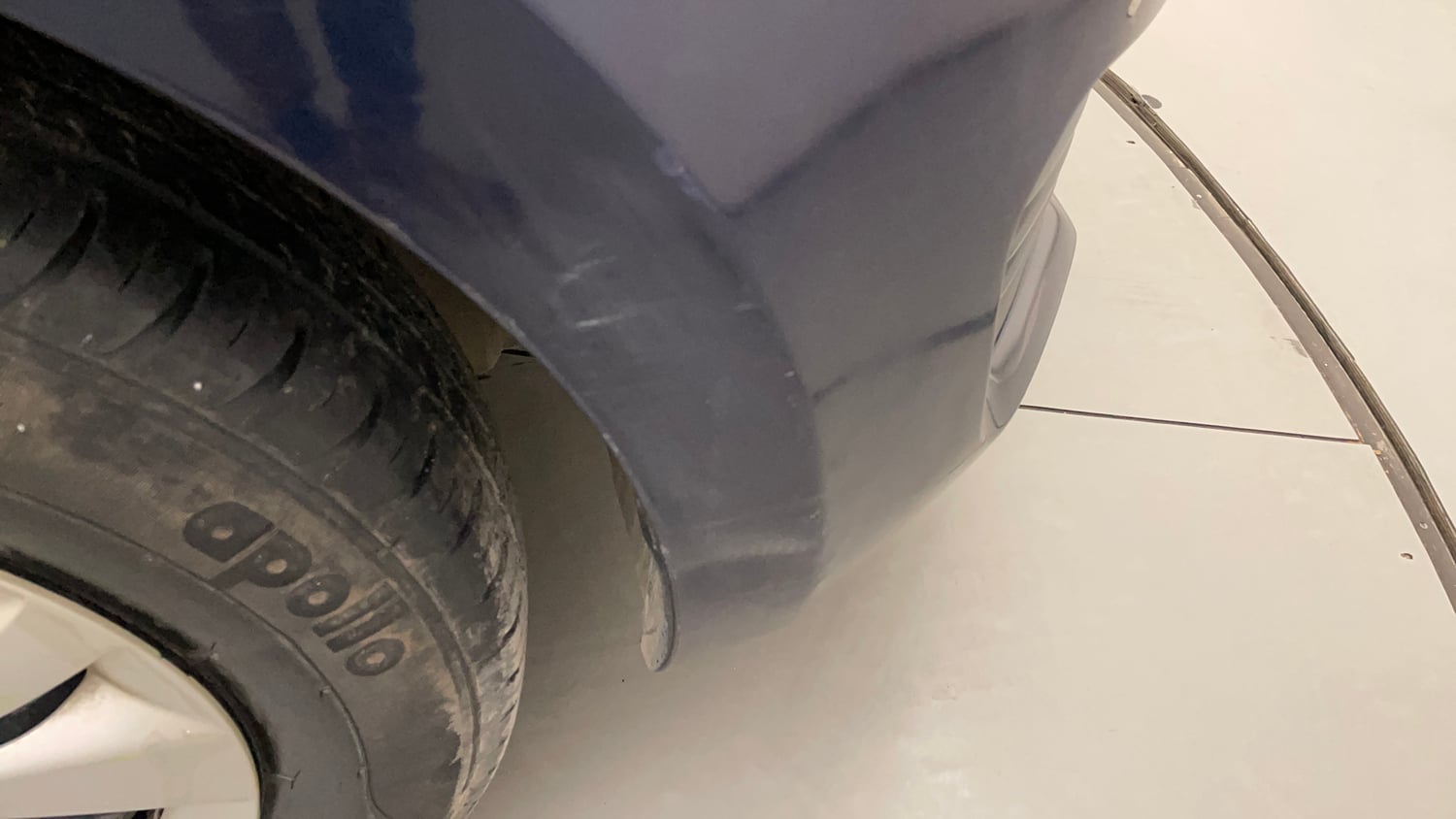 Used 2019 Maruti Suzuki Swift VXi AMT Petrol Automatic dents MINOR SCRATCH