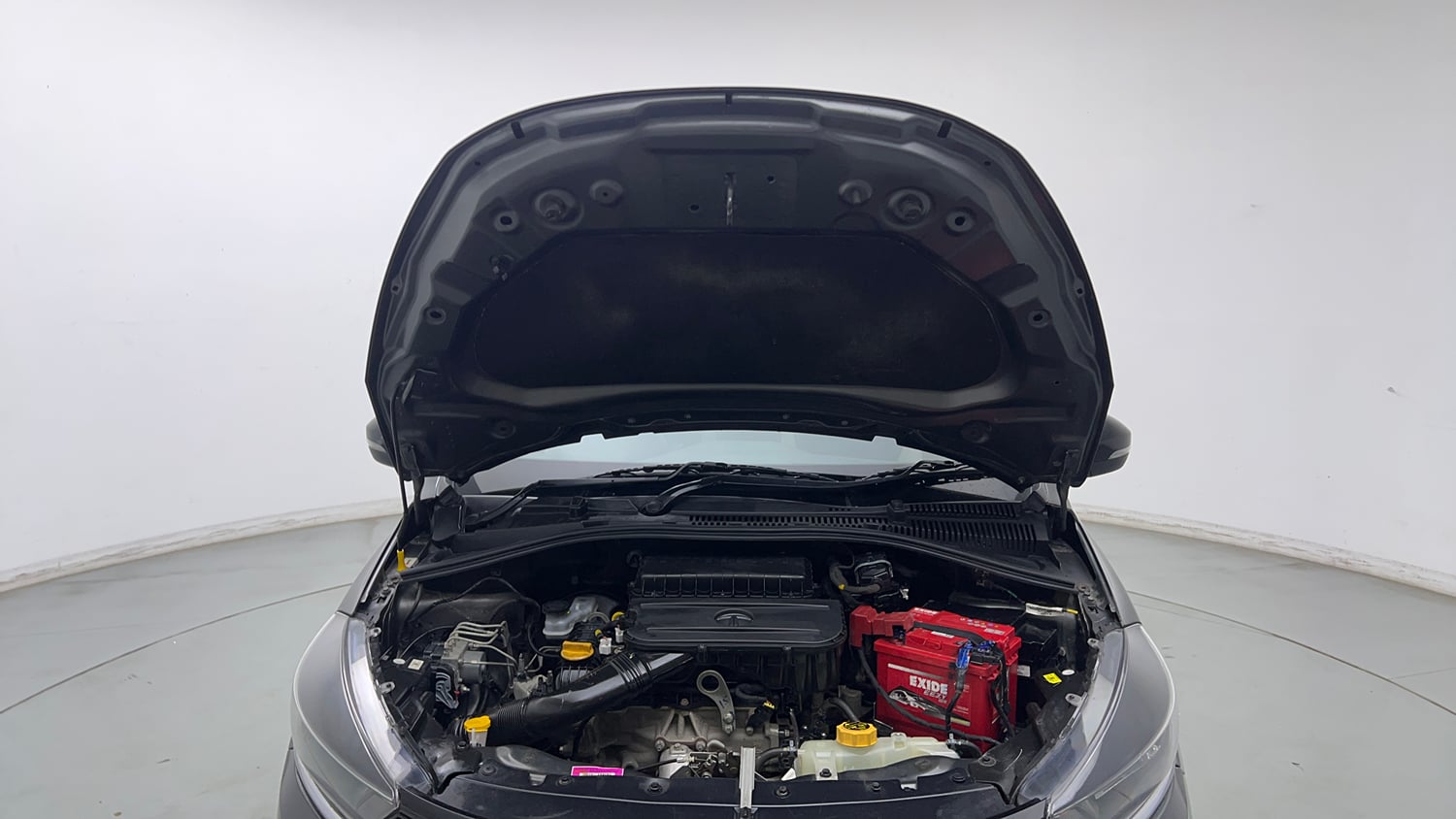 Used 2022 Tata Tiago XT Petrol Manual engine ENGINE & BONNET OPEN FRONT VIEW