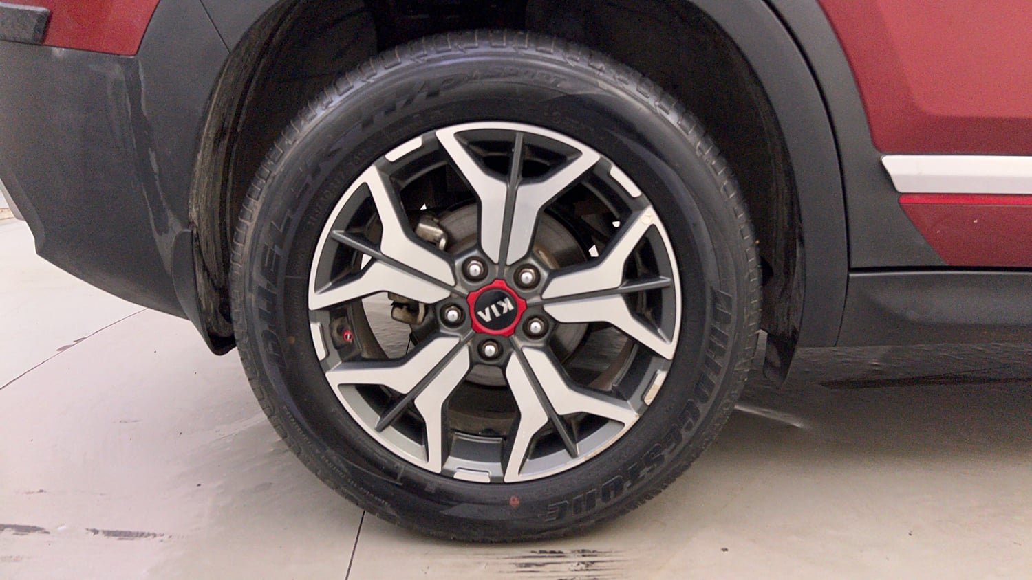 Used 2021 Kia Seltos GTX Plus AT 1.5 Diesel Diesel Automatic tyres RIGHT REAR TYRE RIM VIEW
