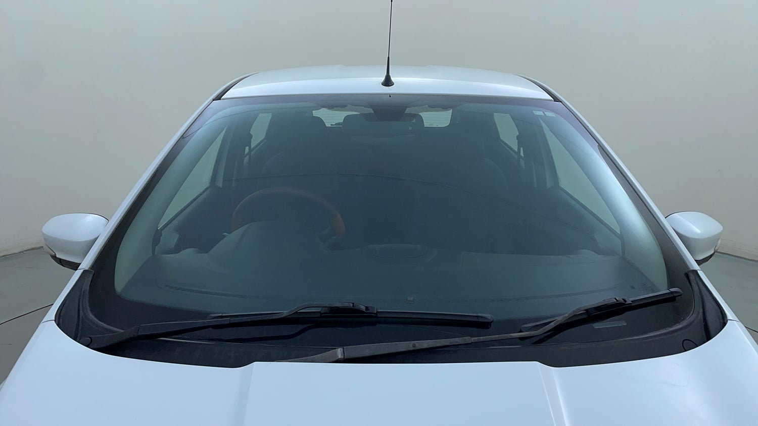 Used 2017 Ford Figo Titanium 1.5 Ti-VCT AT Petrol Automatic exterior FRONT WINDSHIELD VIEW