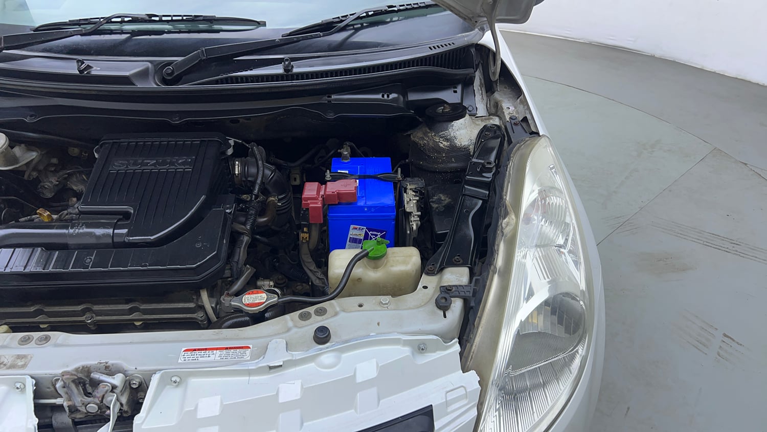 Used 2013 Maruti Suzuki Swift LXi Petrol Manual engine ENGINE LEFT SIDE VIEW