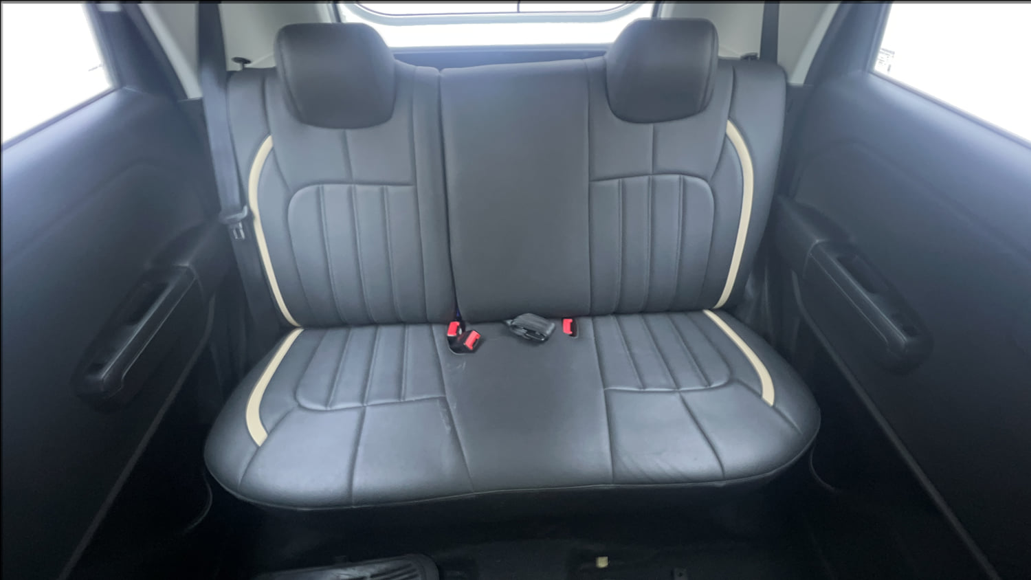 Used 2021 Maruti Suzuki Wagon R 1.0 VXi 1.0 AMT Petrol Automatic interior REAR SEAT CONDITION VIEW