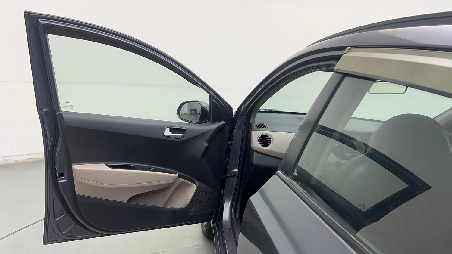 Used 2017 Hyundai Grand i10 Sportz 1.2 Kappa VTVT Petrol Manual interior LEFT FRONT DOOR OPEN VIEW