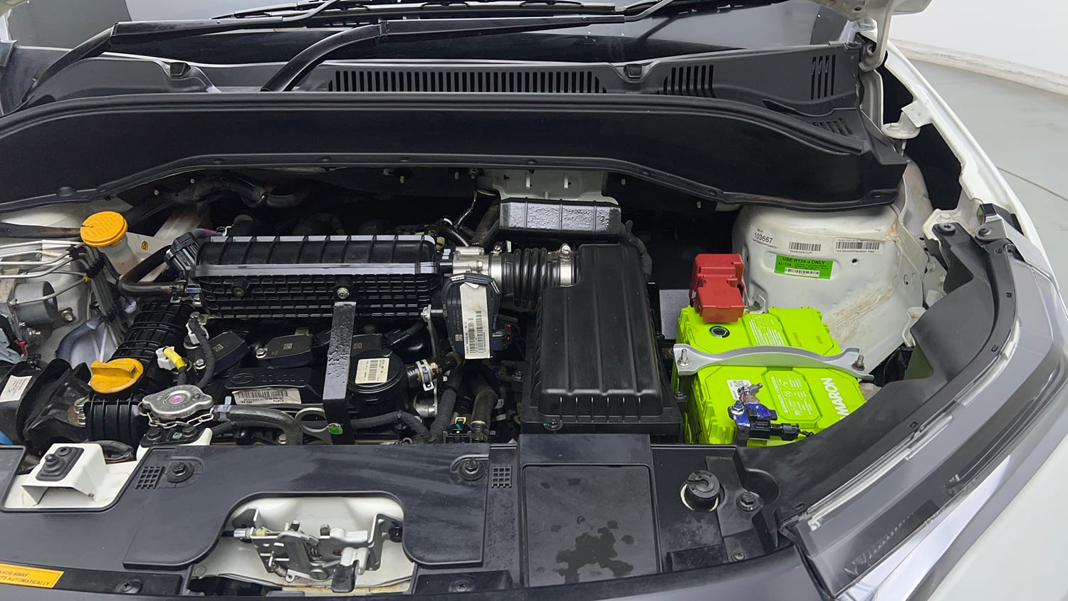 Used 2023 Tata Punch Accomplished MT Petrol Manual engine ENGINE LEFT SIDE VIEW