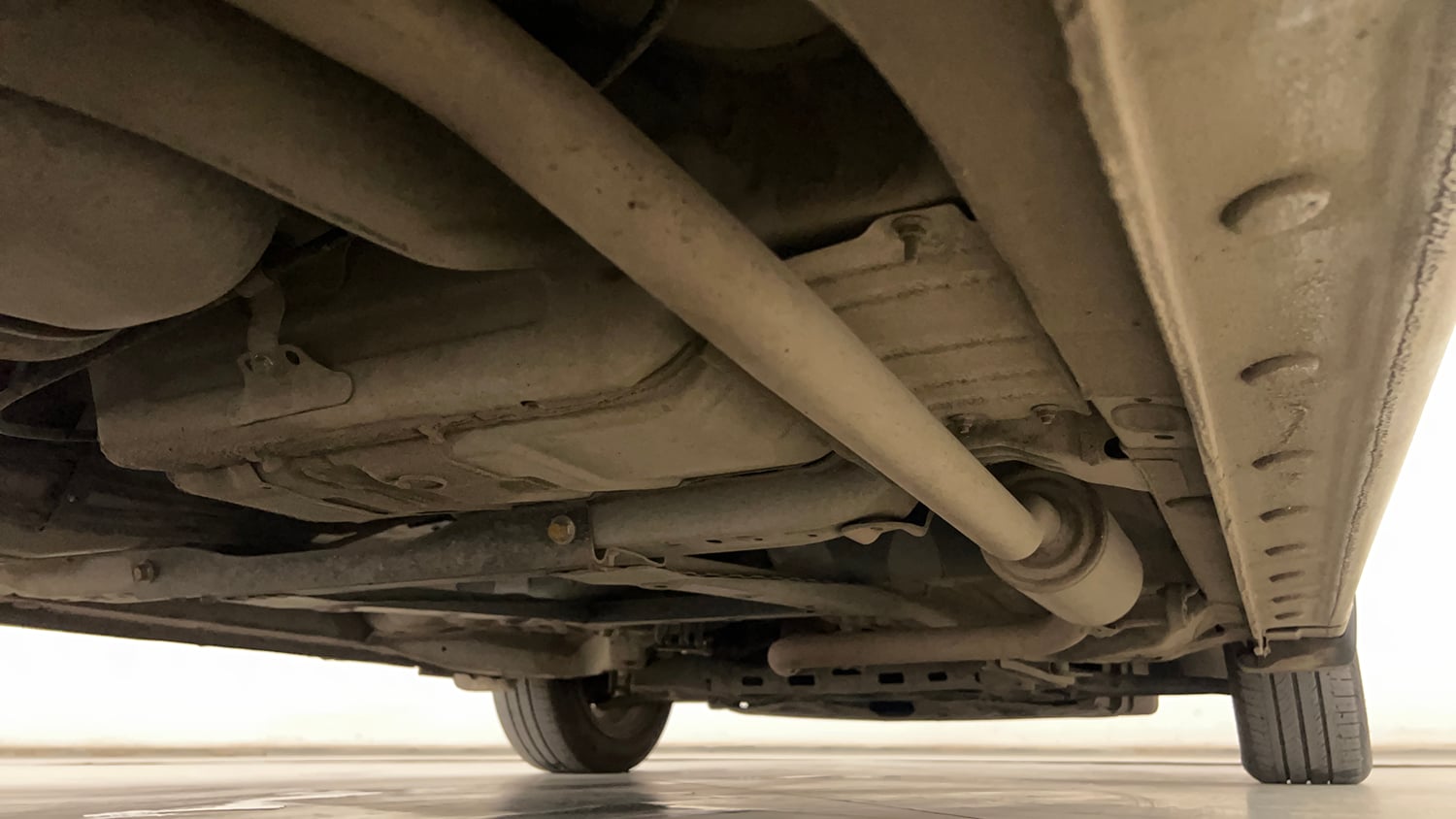 Used 2023 Honda City V CVT Petrol Petrol Automatic extra REAR RIGHT UNDERBODY VIEW