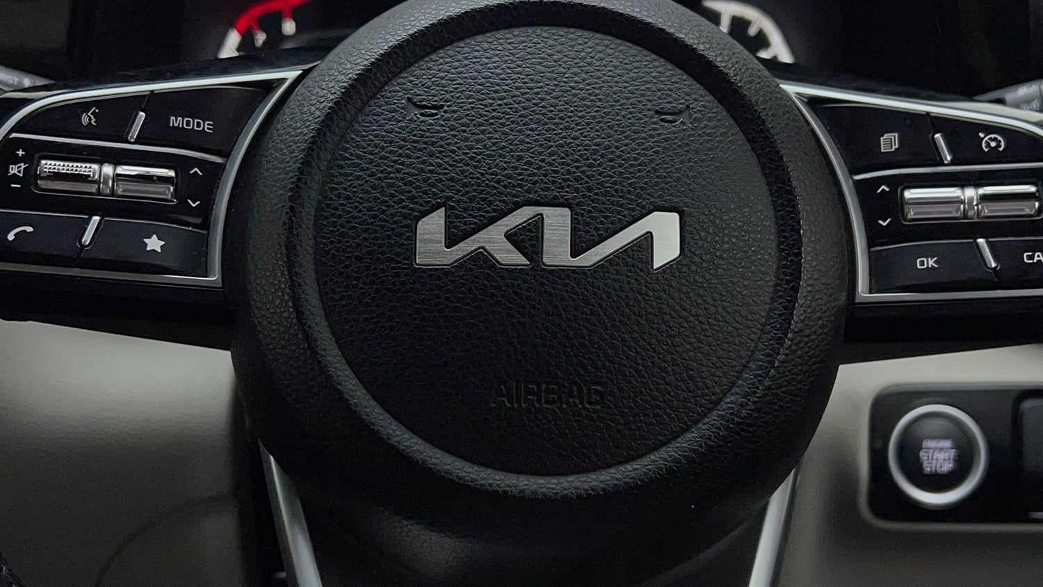 Used 2021 Kia Sonet HTX 1.0 iMT Petrol Manual top_features Airbags