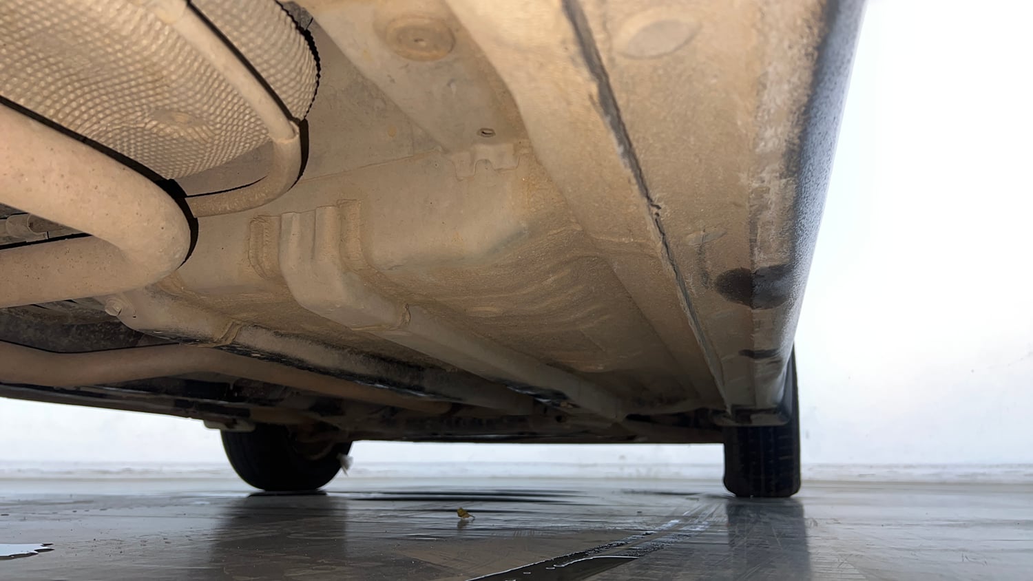 Used 2019 Hyundai Elite i20 Magna Plus 1.2 Petrol Manual extra REAR RIGHT UNDERBODY VIEW