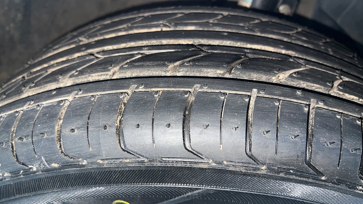 Used 2020 Maruti Suzuki Baleno Zeta Petrol Manual tyres RIGHT FRONT TYRE TREAD VIEW