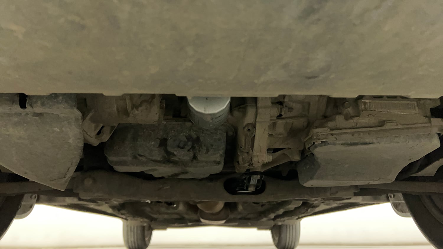 Used 2022 Volkswagen Taigun Highline 1.0 TSI AT Petrol Automatic extra FRONT LEFT UNDERBODY VIEW