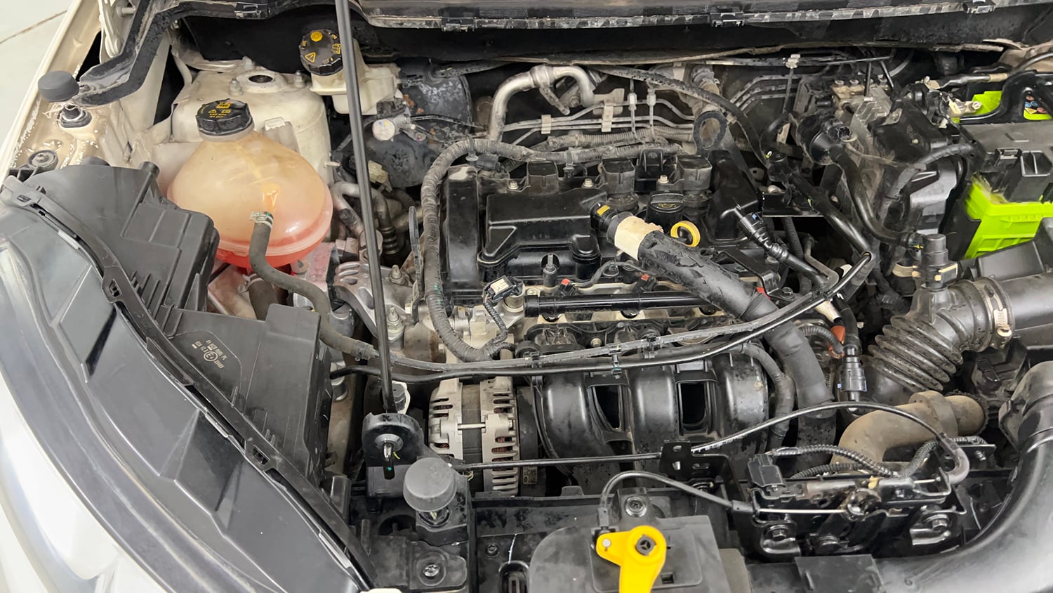 Used 2021 Ford EcoSport Titanium Plus 1.5L Ti-VCT AT Petrol Automatic engine ENGINE RIGHT SIDE VIEW