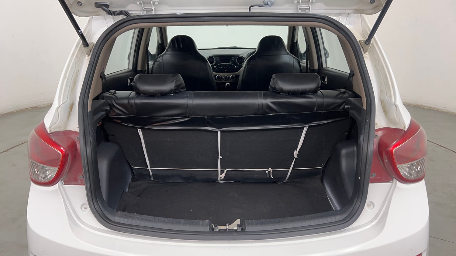 Used 2014 Hyundai Grand i10 Asta AT 1.2 Kappa VTVT Petrol Automatic interior DICKY INSIDE VIEW