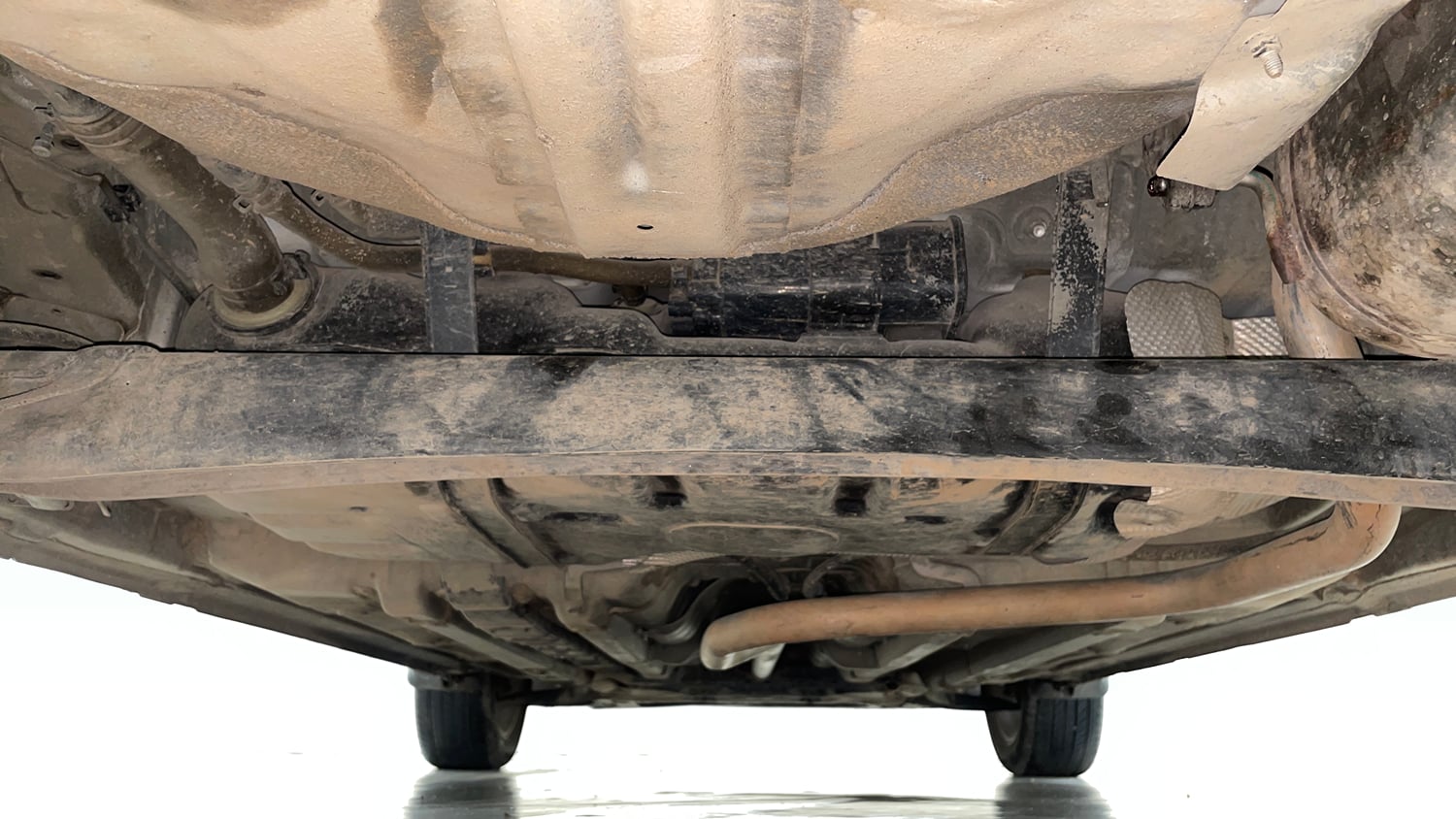 Used 2019 Hyundai Elite i20 Asta 1.2 Dual Tone Petrol Manual extra REAR UNDERBODY VIEW (TAKEN FROM REAR)