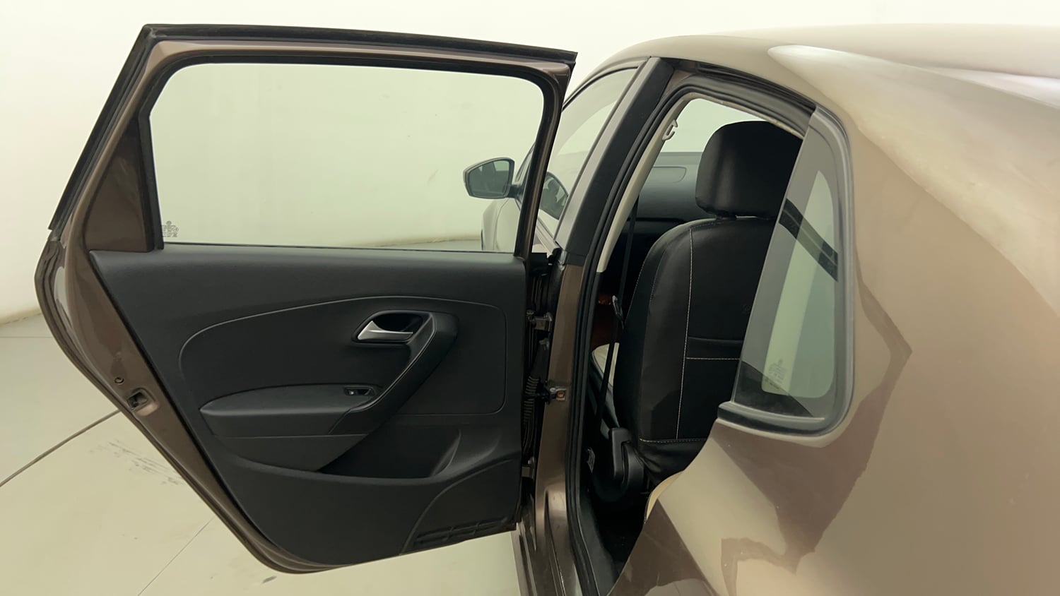 Used 2016 Volkswagen Polo Comfortline 1.2L (P) Petrol Manual interior LEFT REAR DOOR OPEN VIEW