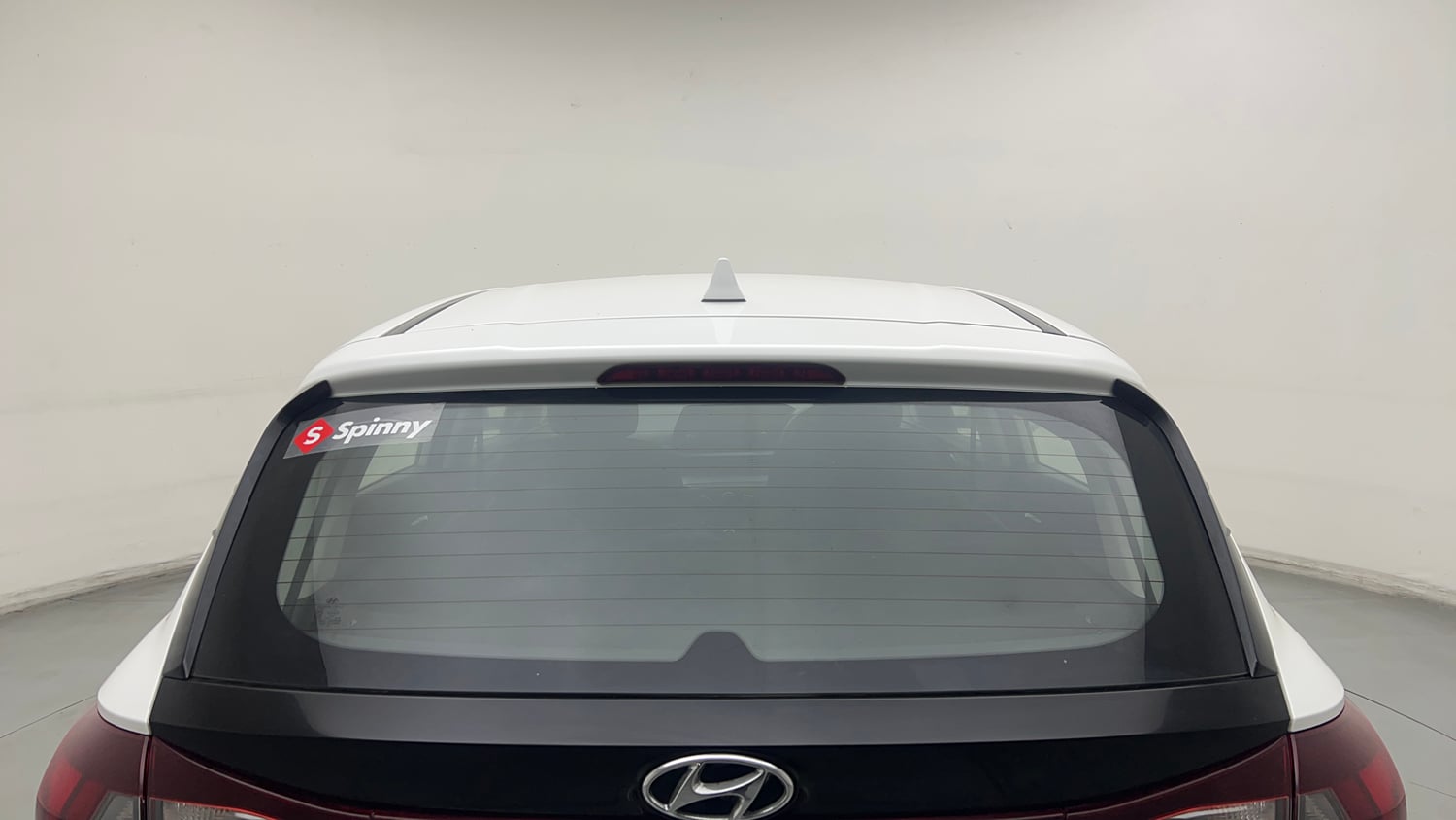 Used 2021 Hyundai i20 Sportz 1.2 MT Petrol Manual exterior BACK WINDSHIELD VIEW