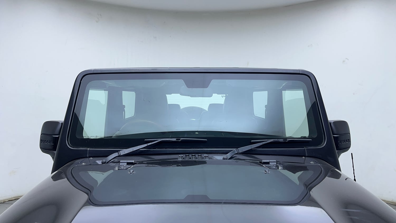 Used 2022 mahindra Thar LX Hard Top Diesel AT 4WD Diesel Automatic exterior FRONT WINDSHIELD VIEW