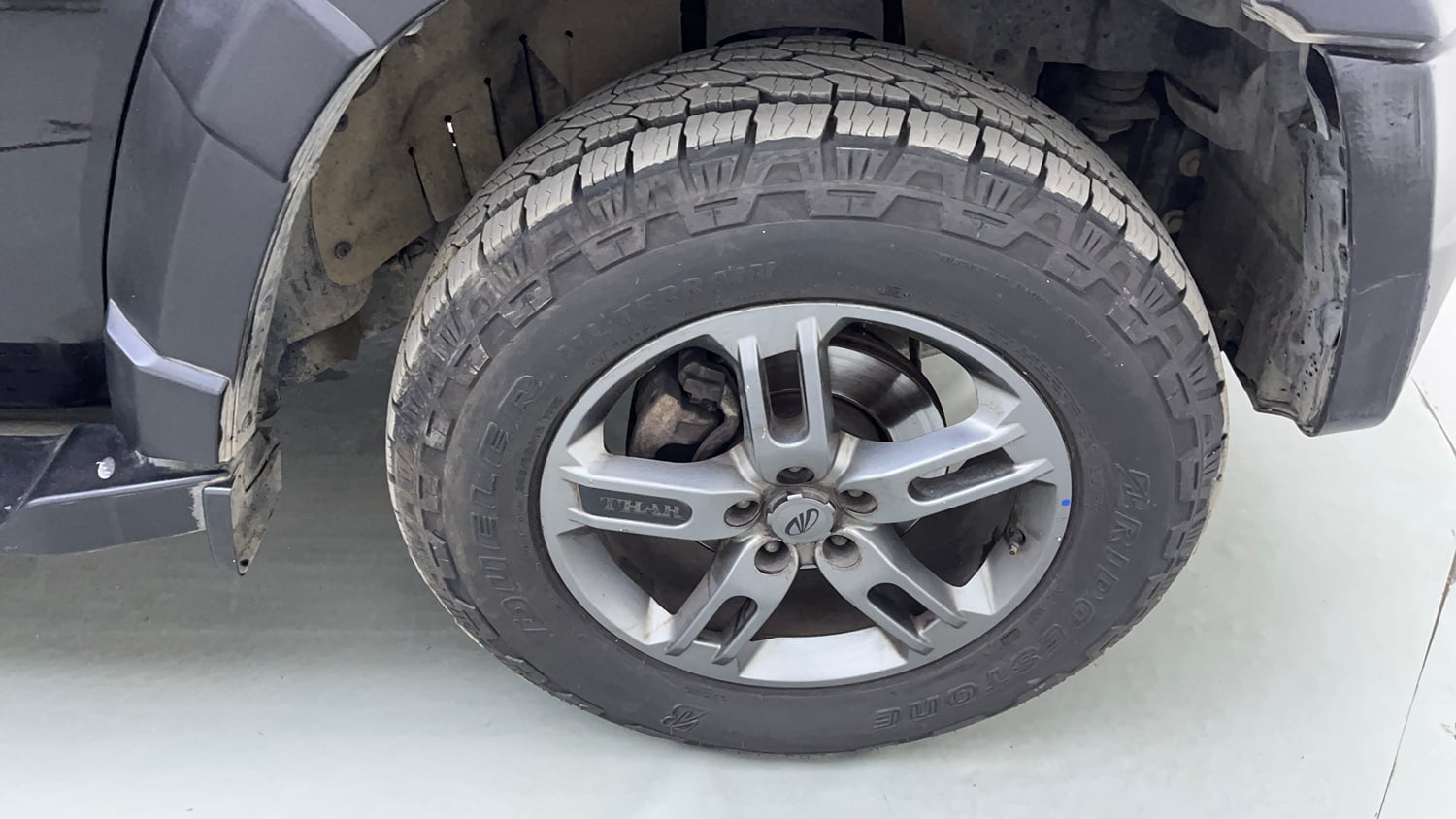 Used 2022 mahindra Thar LX Hard Top Diesel AT 4WD Diesel Automatic tyres RIGHT FRONT TYRE RIM VIEW