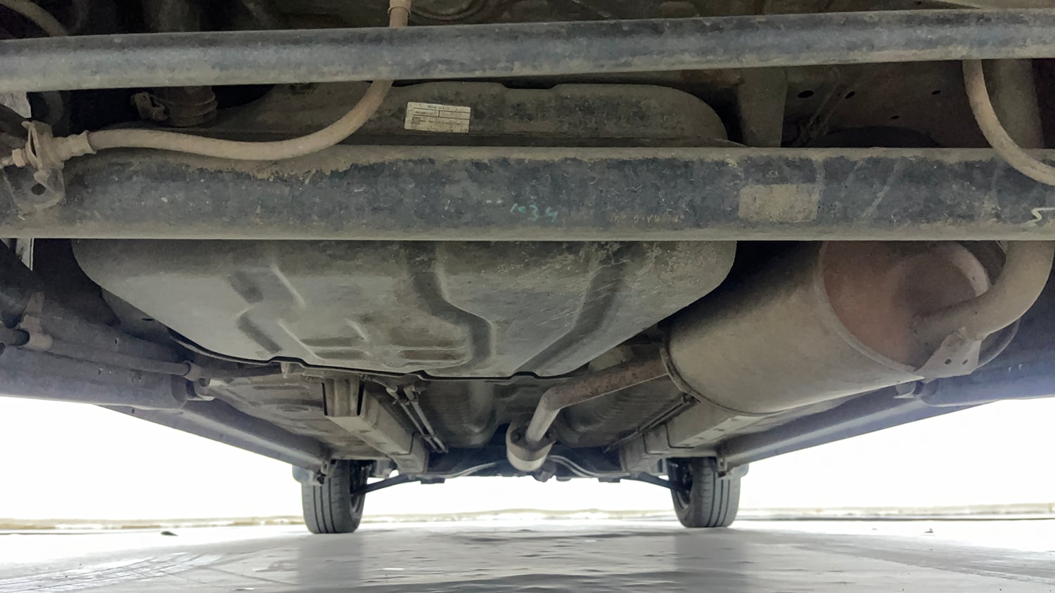 Used 2018 Maruti Suzuki Wagon R 1.0 VXI AMT Petrol Automatic extra REAR UNDERBODY VIEW (TAKEN FROM REAR)