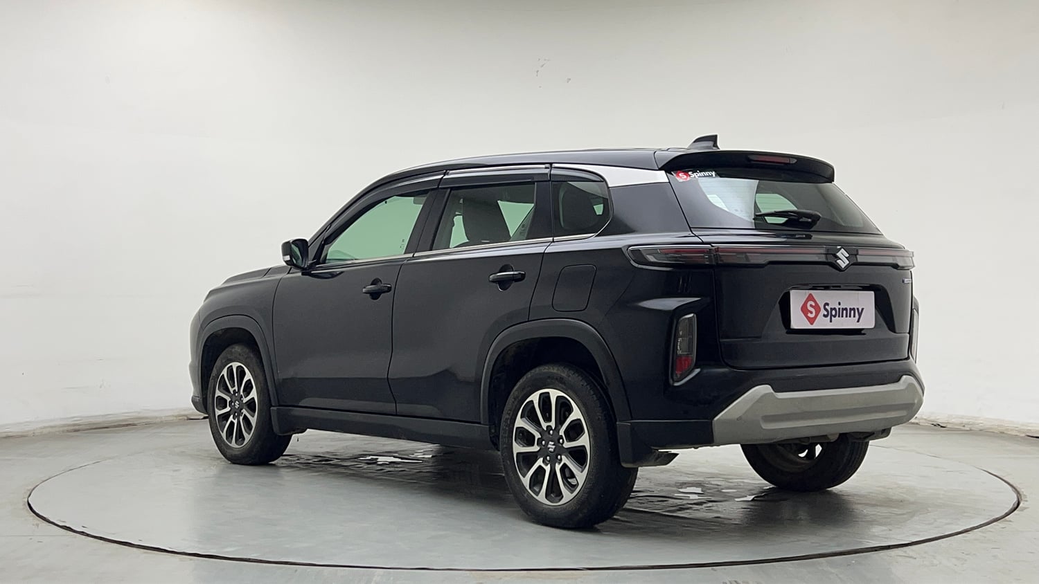 Used 2023 Maruti Suzuki Grand Vitara Zeta Smart Hybrid AT Petrol Automatic exterior LEFT REAR CORNER VIEW