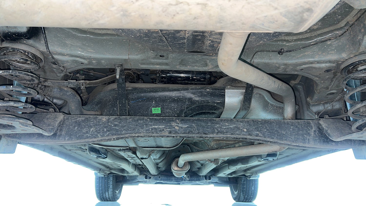 Used 2022 Hyundai Creta SX 1.5 Petrol Executive Petrol Manual extra REAR UNDERBODY VIEW (TAKEN FROM REAR)