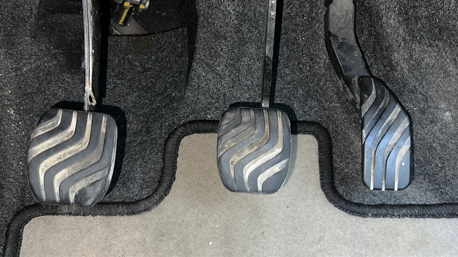 Used 2018 Renault Kwid RXL Petrol Manual interior PEDALS VIEW