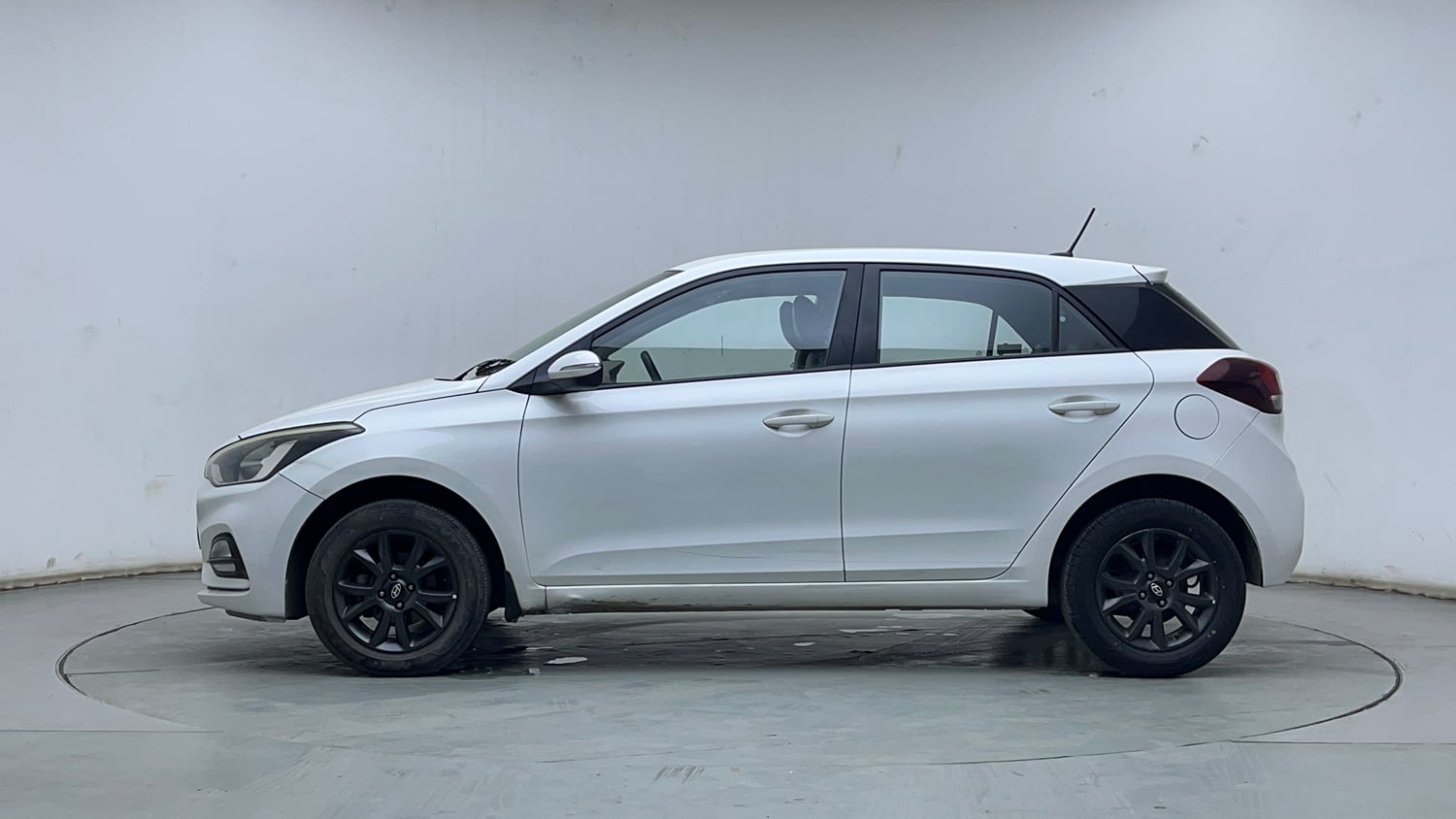 Used 2018 Hyundai Elite i20 Asta 1.2 AT Petrol Automatic exterior LEFT SIDE VIEW