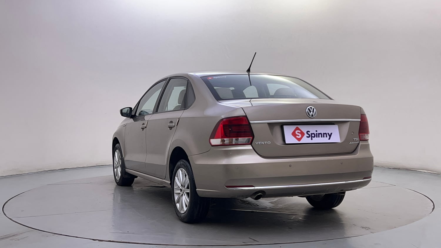 Used 2016 Volkswagen Vento Highline 1.2 (P) AT Petrol Automatic exterior LEFT REAR CORNER VIEW
