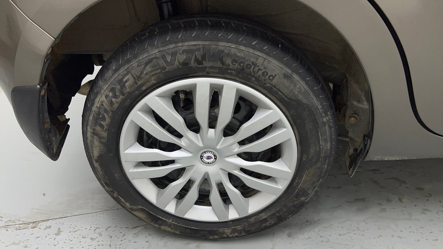 Used 2024 Maruti Suzuki Wagon R VXI 1.0 CNG Cng Manual tyres RIGHT REAR TYRE RIM VIEW