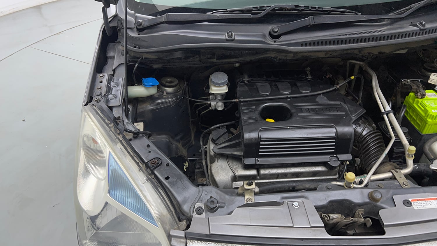 Used 2014 Maruti Suzuki Wagon R LXI Petrol Manual engine ENGINE RIGHT SIDE VIEW