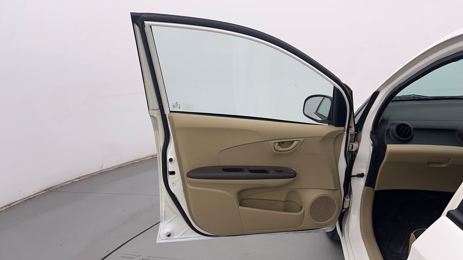 Used 2013 Honda Amaze 1.2 EX i-VTEC Petrol Manual interior LEFT FRONT DOOR OPEN VIEW