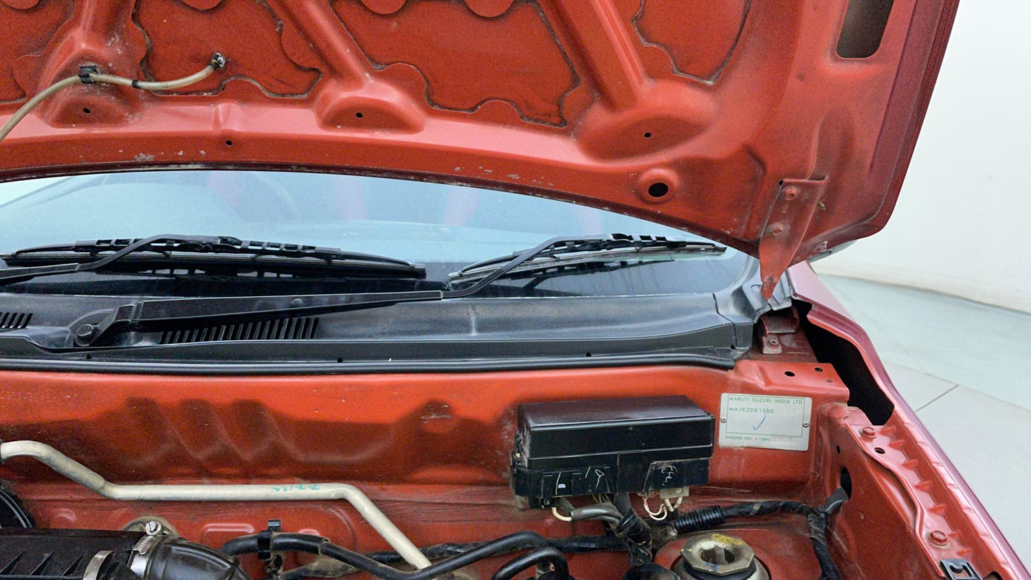 Used 2017 maruti-suzuki Alto K10 VXi (O) AMT Petrol Automatic engine ENGINE LEFT SIDE HINGE & APRON VIEW