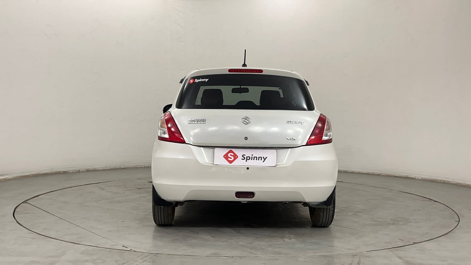 Used 2013 Maruti Suzuki Swift VDi Diesel Manual exterior BACK VIEW