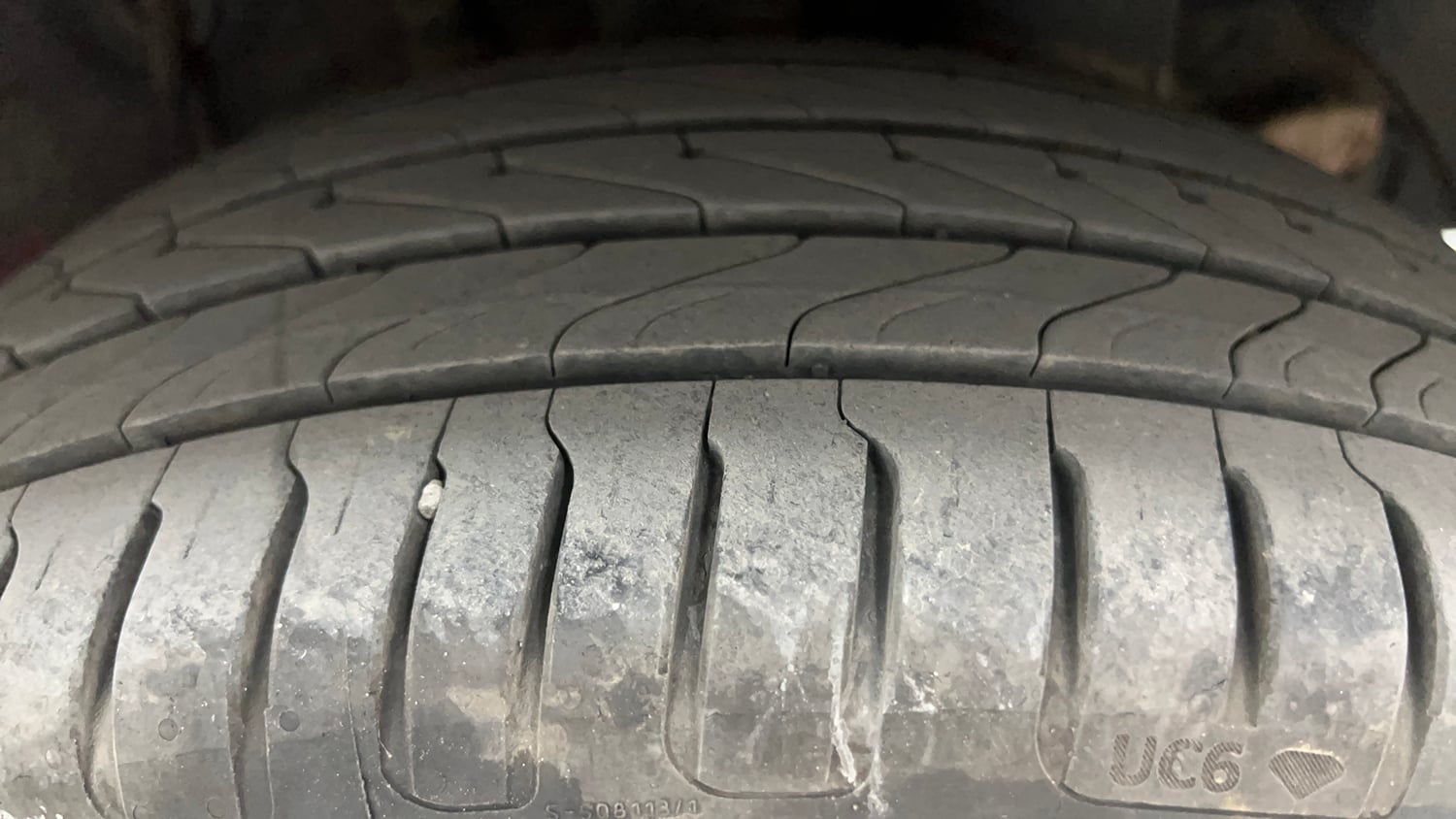Used 2015 Hyundai Elite i20 Asta 1.2 Petrol Manual tyres LEFT REAR TYRE TREAD VIEW