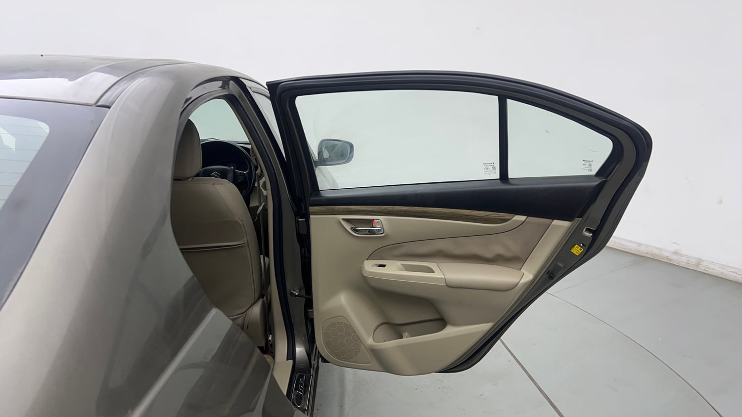 Used 2020 Maruti Suzuki Ciaz Delta Hybrid 1.5 AT Petrol Automatic interior RIGHT REAR DOOR OPEN VIEW