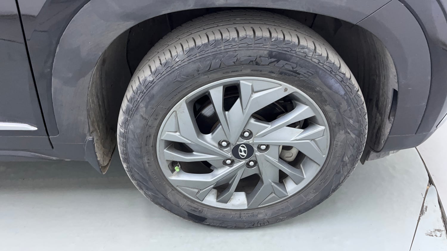 Used 2021 Hyundai Creta SX (O) 1.4 Turbo 7 DCT Petrol Automatic tyres RIGHT FRONT TYRE RIM VIEW